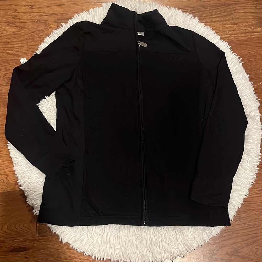 Womens Croft and Barrow black zip up size medium